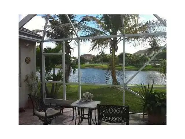 824 Savannah Falls Drive, Weston FL 33327 photo 4