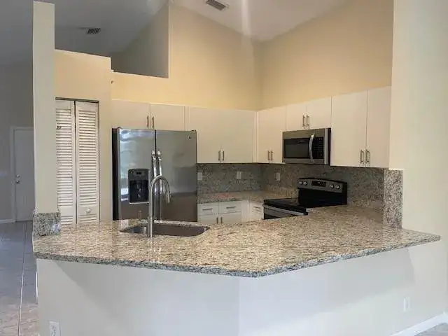 824 Savannah Falls Drive, Weston FL 33327 photo 5
