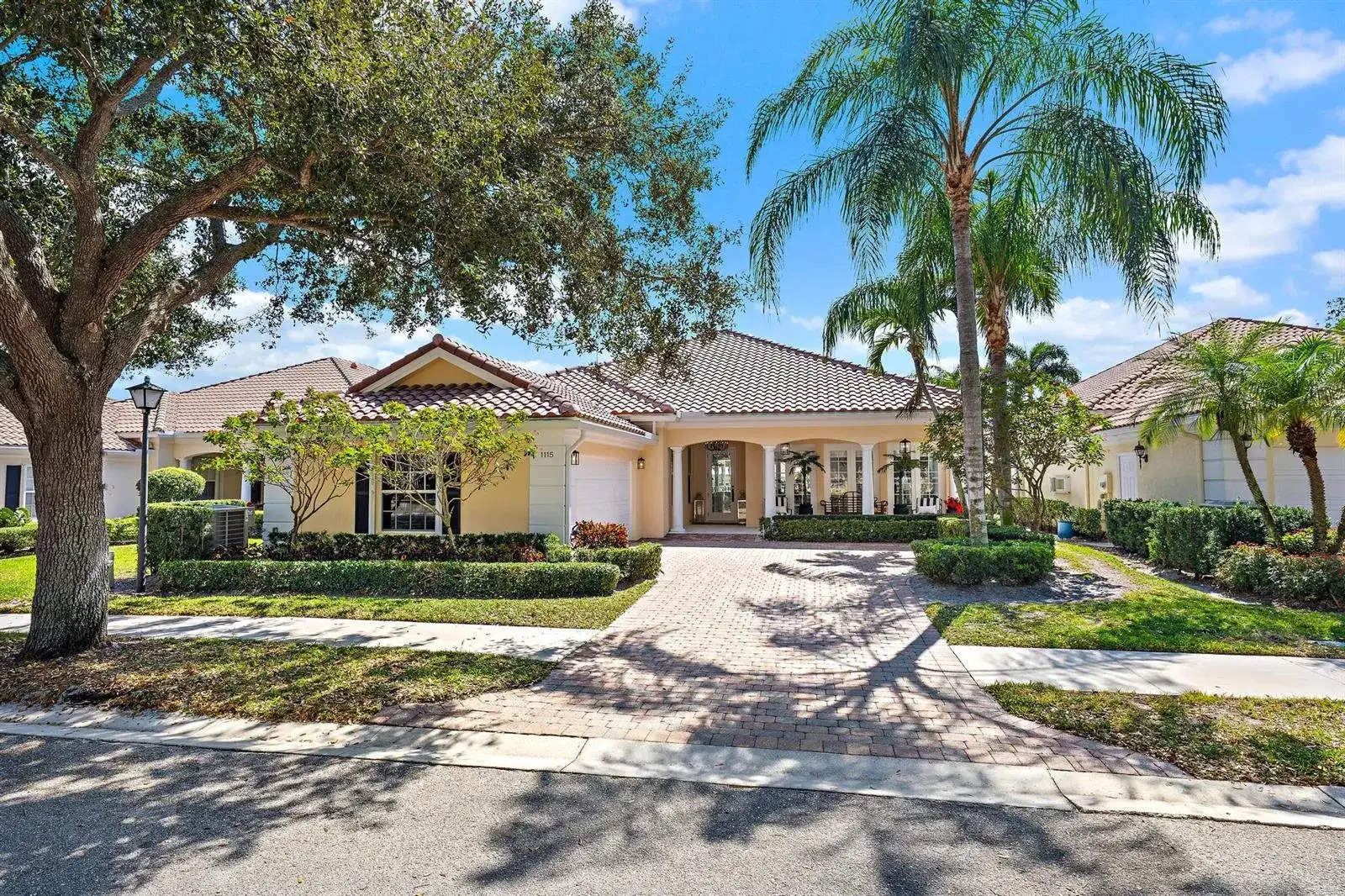 1115 Orinoco Way, Palm Beach Gardens FL 33410 photo 3