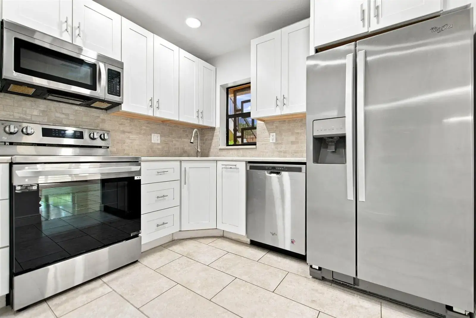 2662 Carambola Circle N, Coconut Creek FL 33066