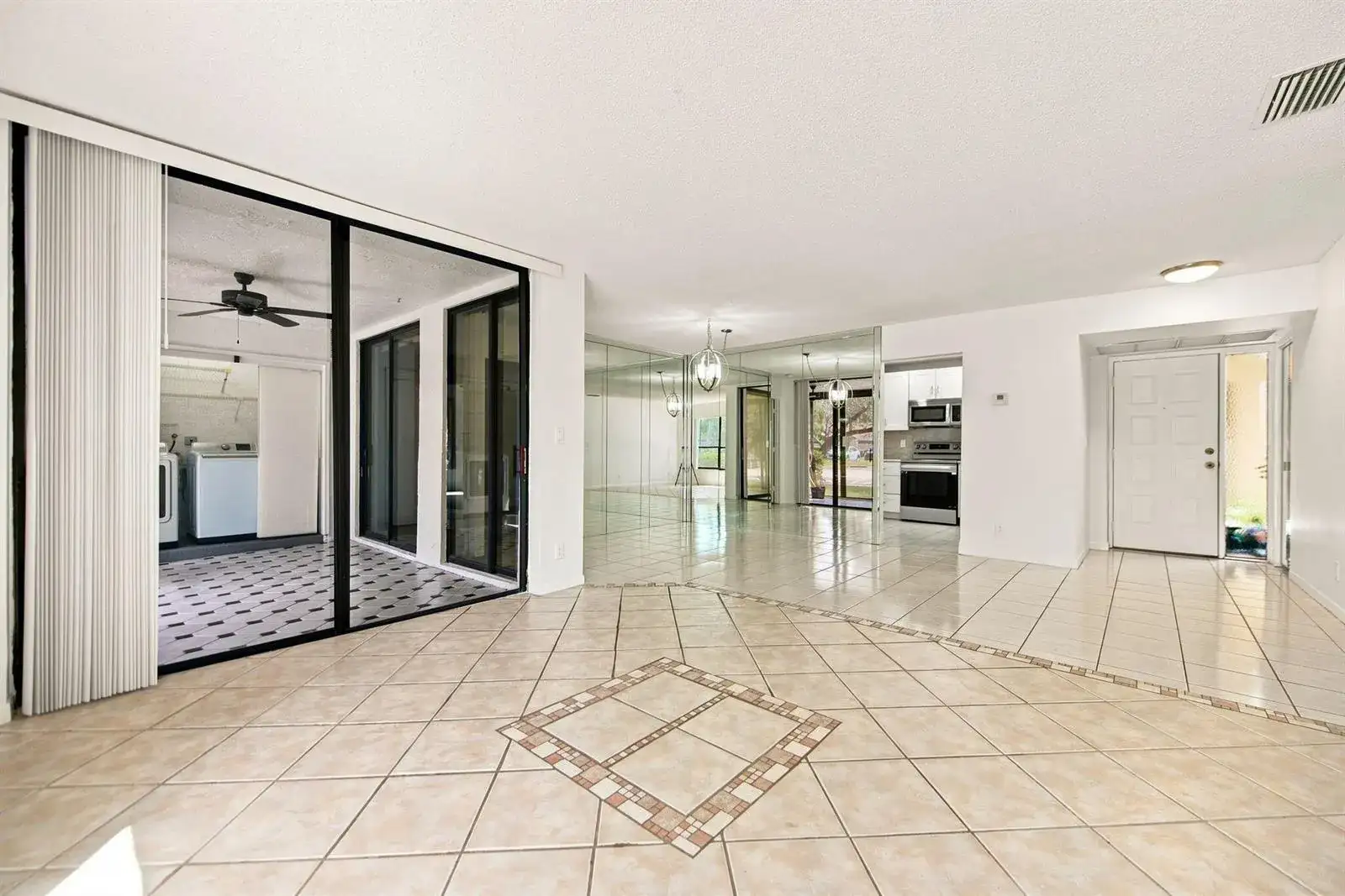 2662 Carambola Circle N, Coconut Creek FL 33066 photo 4