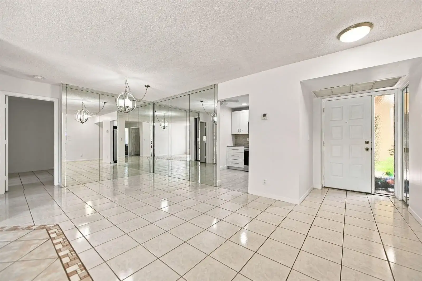 2662 Carambola Circle N, Coconut Creek FL 33066 photo 5