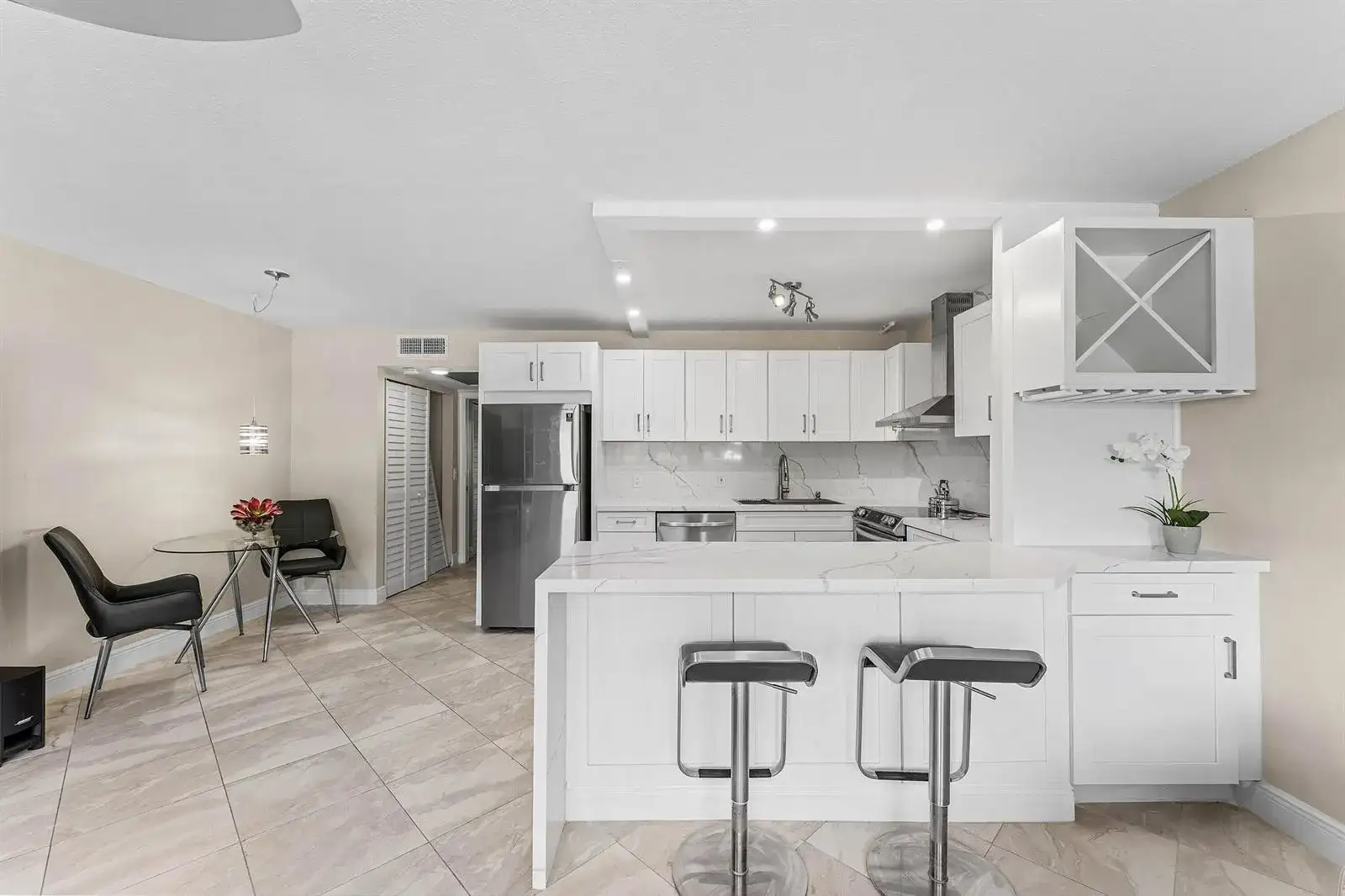 1015 Berkshire A, Deerfield Beach FL 33442 photo 2