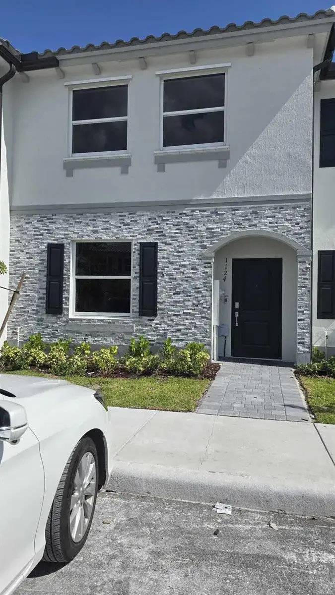 1124 SE 3rd Street, Florida City FL 33034