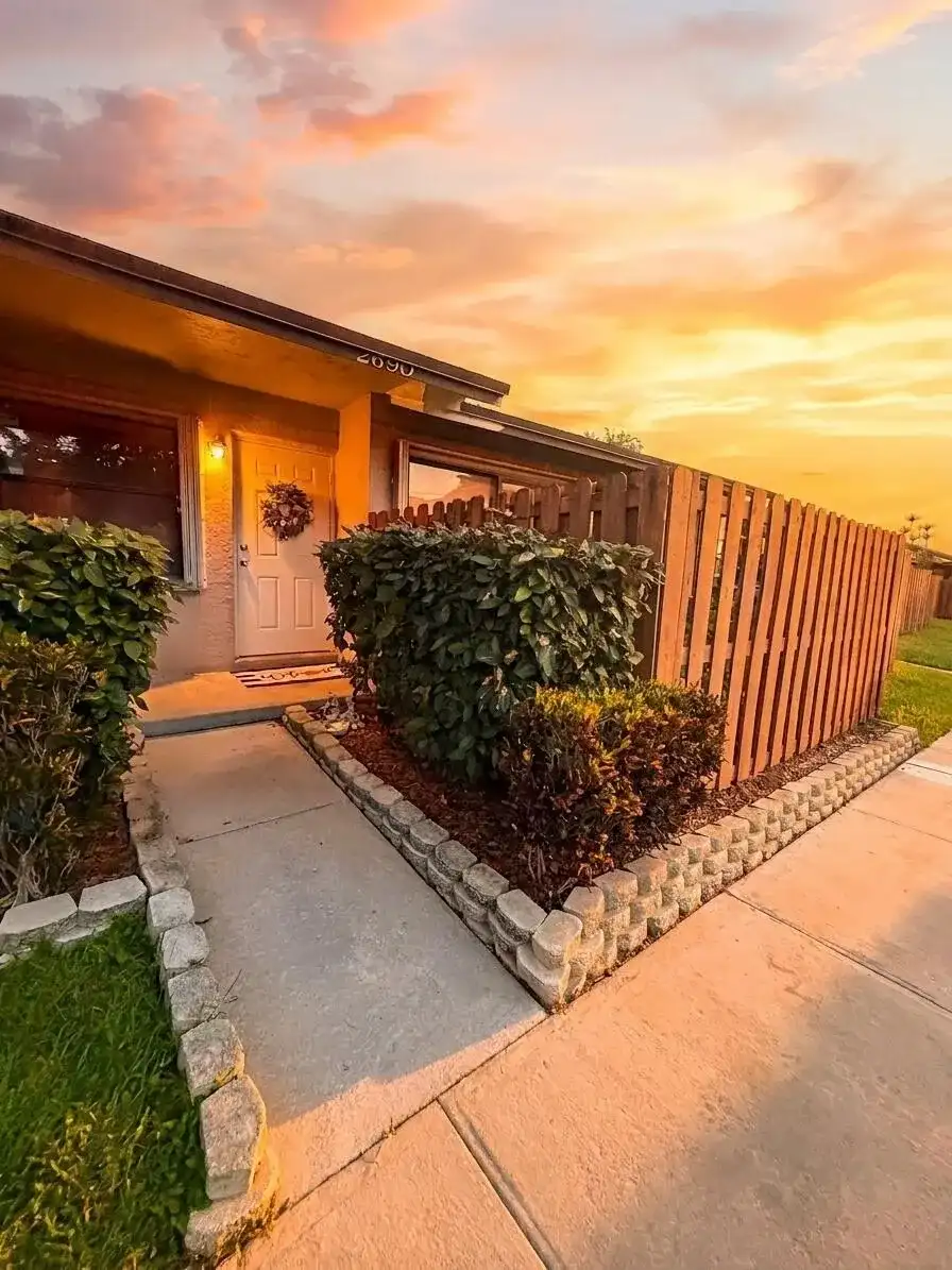 2690 N Nob Hill Road, Sunrise FL 33322