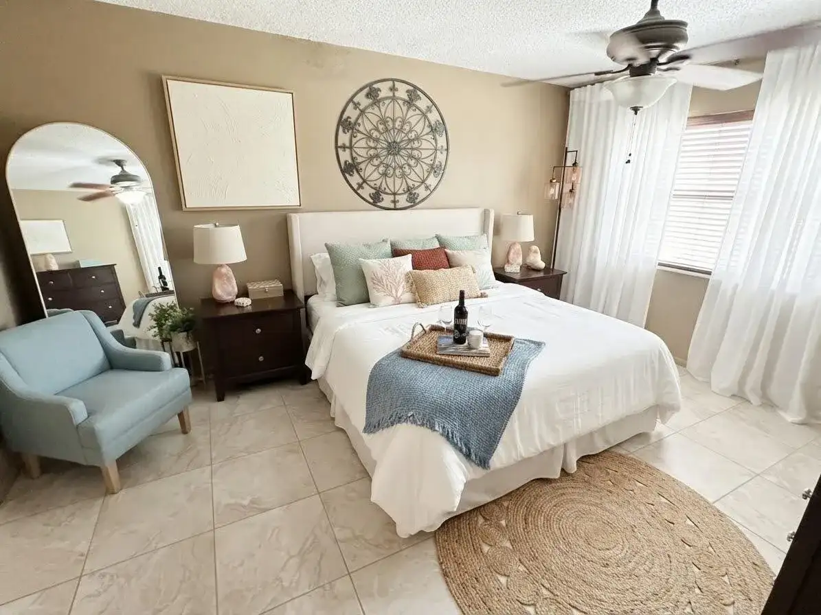 2690 N Nob Hill Road, Sunrise FL 33322 photo 4