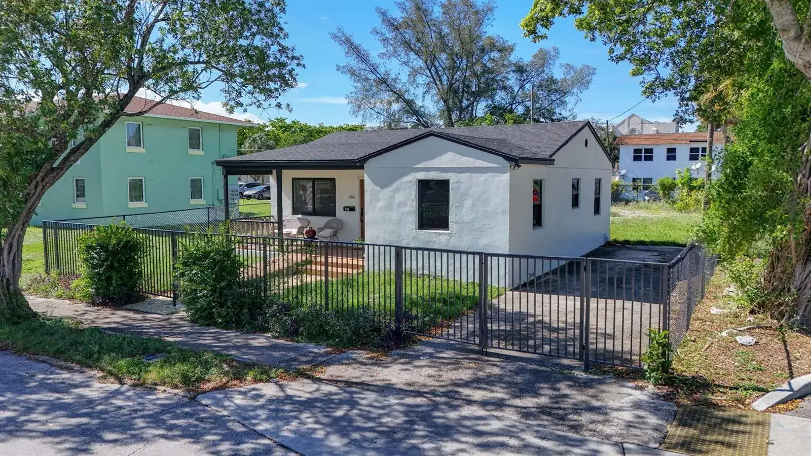 509 20TH Street, West Palm Beach FL 33407 photo 2
