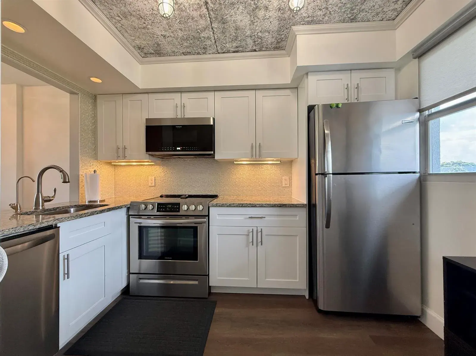 102 Royal Pk Drive # 4C, Oakland Park FL 33309