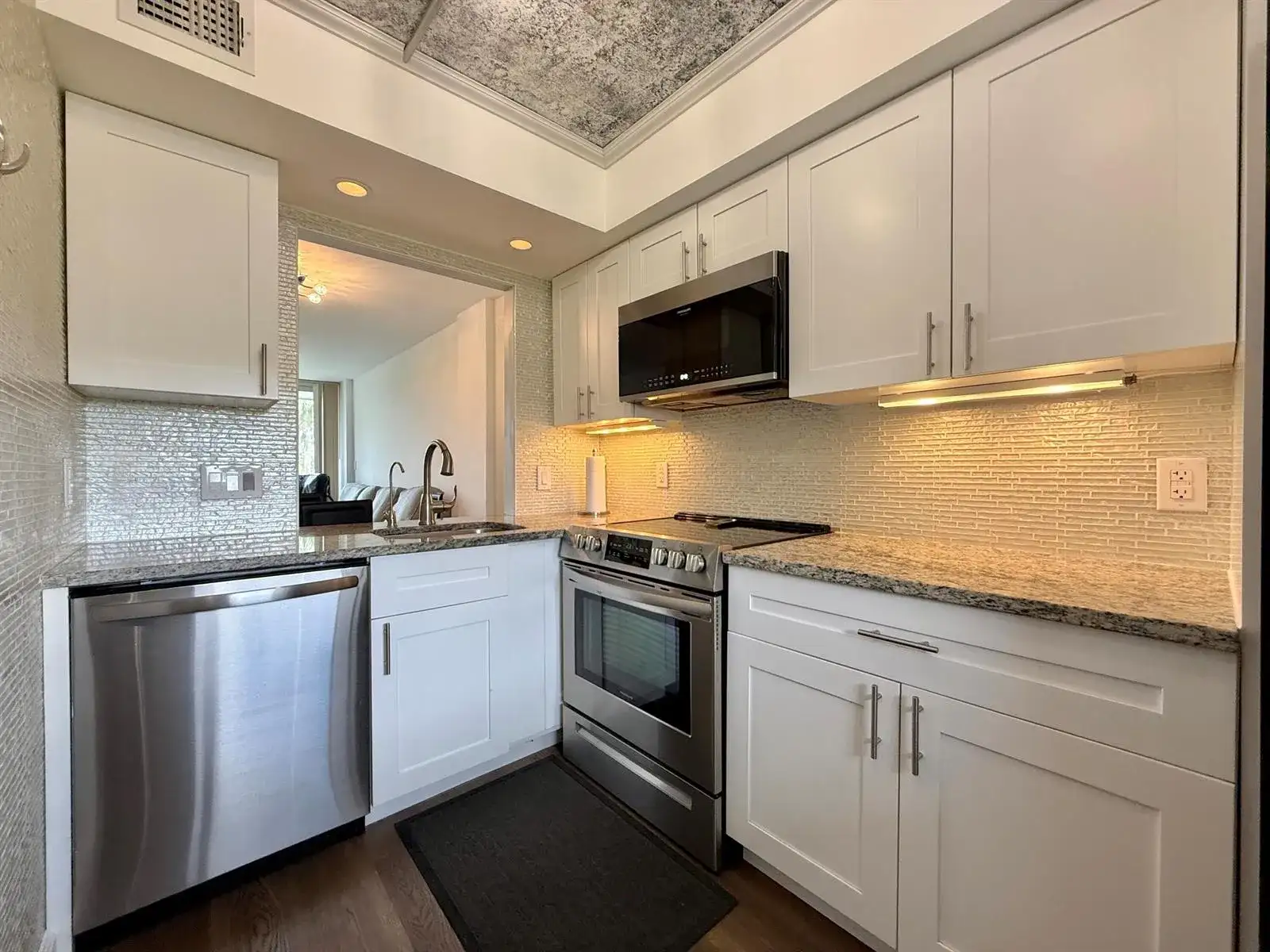 102 Royal Pk Drive # 4C, Oakland Park FL 33309 photo 3