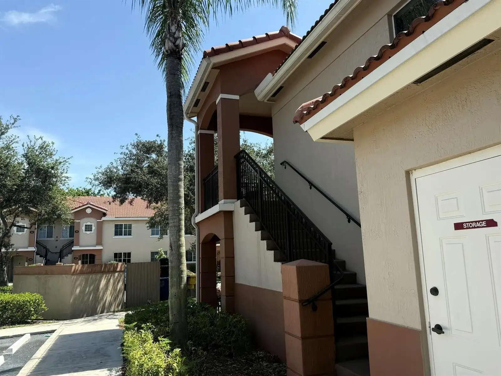 3505 Briar Bay Boulevard Apt 206, West Palm Beach FL 33411 photo 4