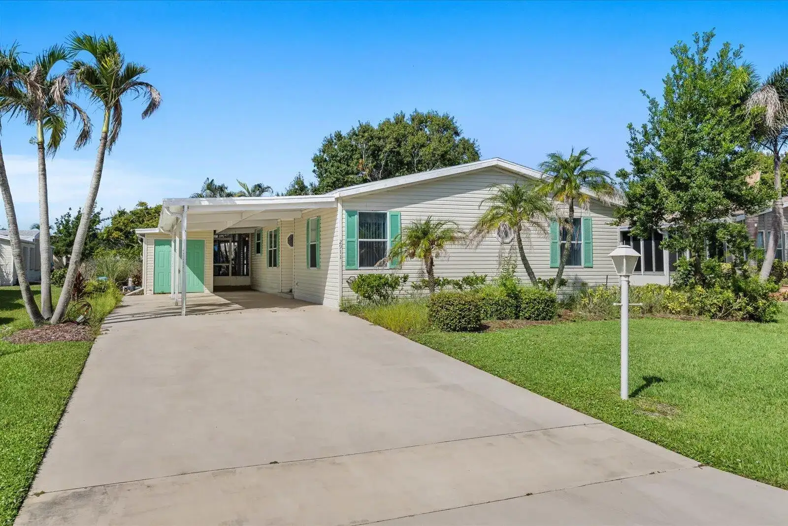 2911 Nine Iron Drive, Port St. Lucie FL 34952 photo 2