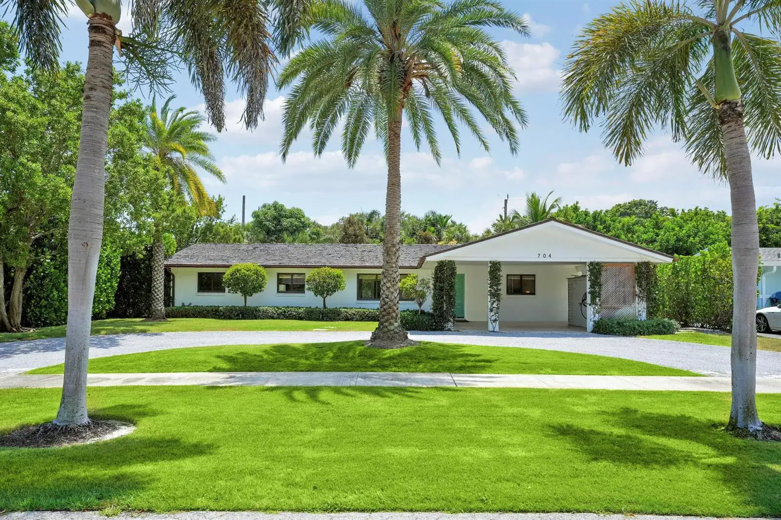 704 PELICAN Way, North Palm Beach FL 33408 photo 2