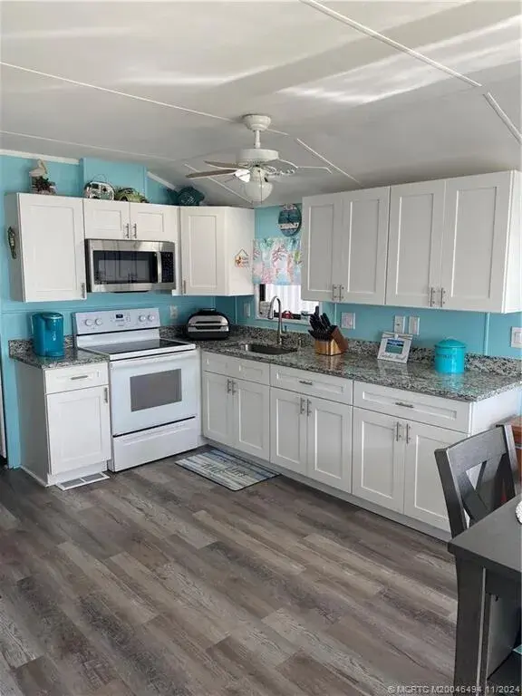 664 Nettles Boulevard, Jensen Beach FL 34957