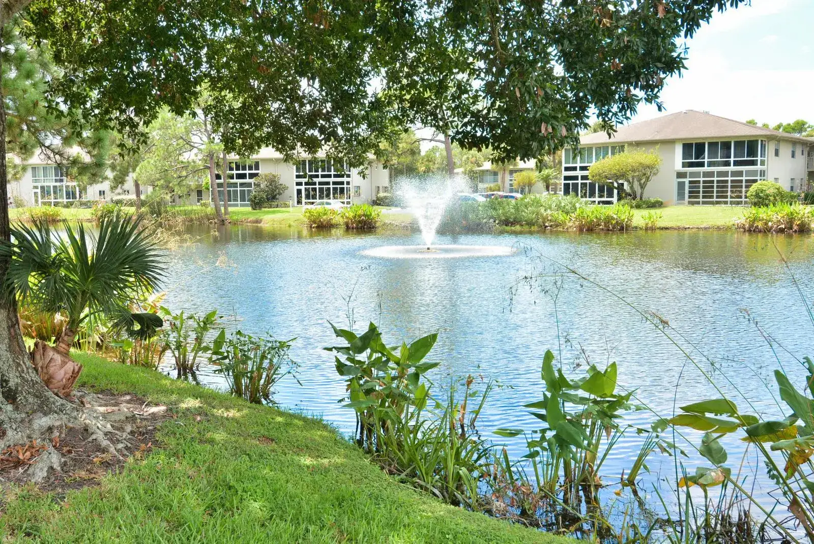 10 LAKE VISTA Trail # 203, Port St. Lucie FL 34952