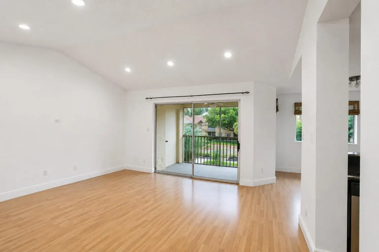 954 Coral Club Drive # 954, Coral Springs FL 33071 photo 4
