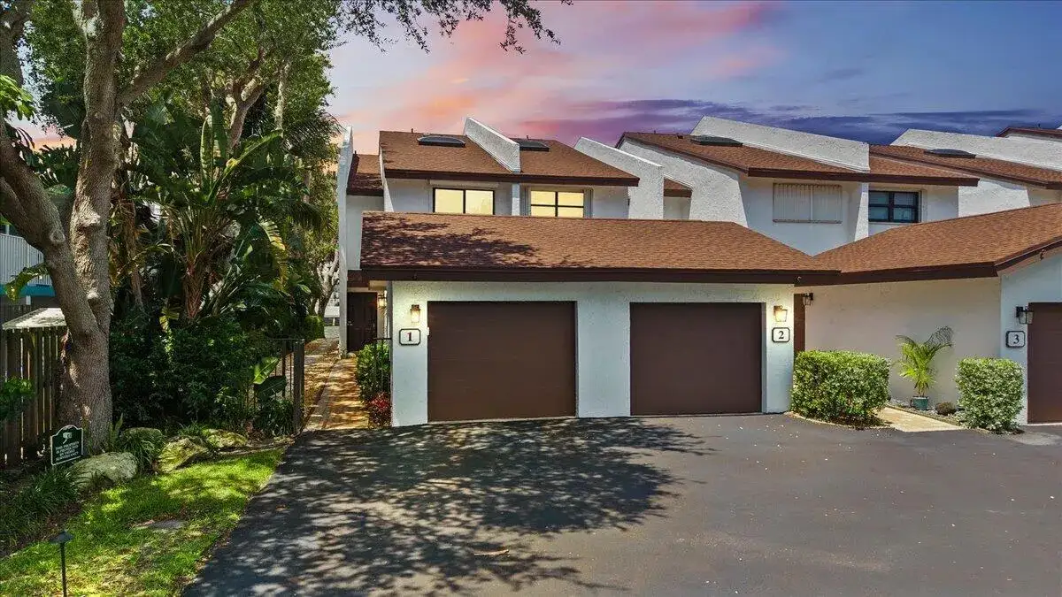 1301 N RIVERSIDE Drive # 1, Pompano Beach FL 33062