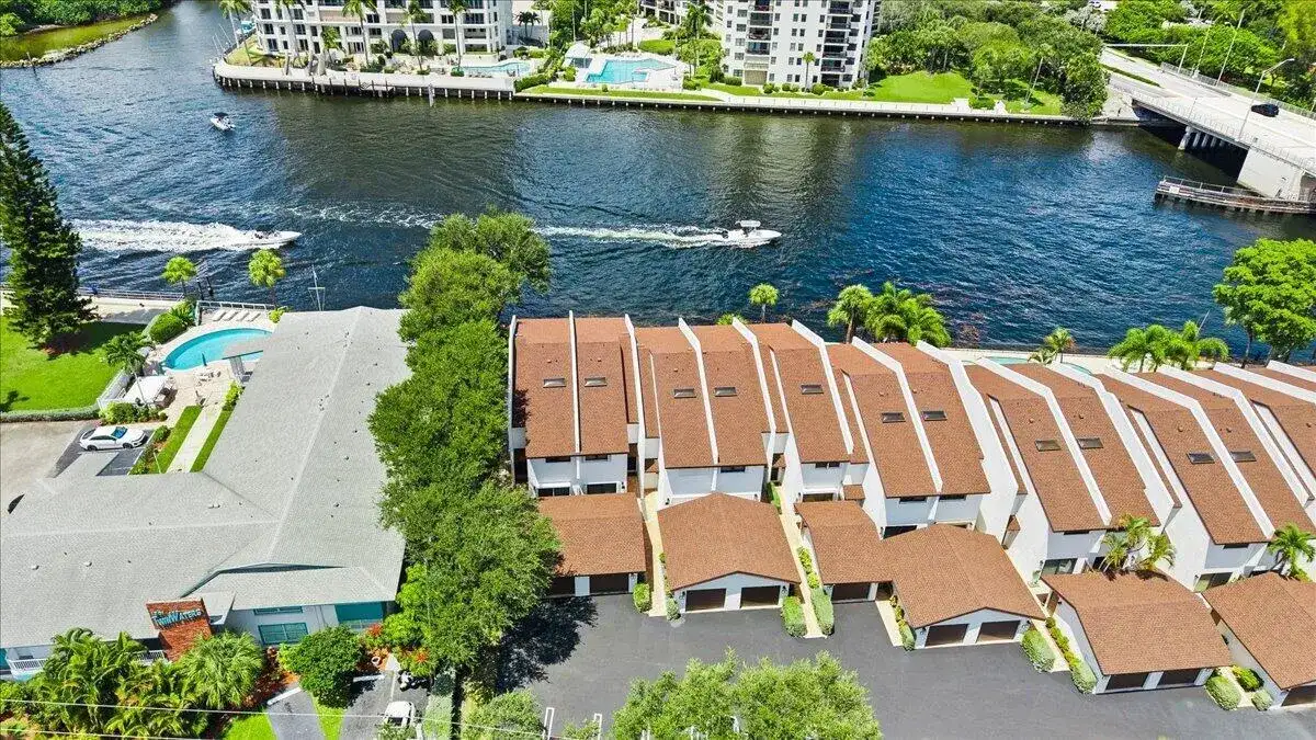 1301 N RIVERSIDE Drive # 1, Pompano Beach FL 33062 photo 3