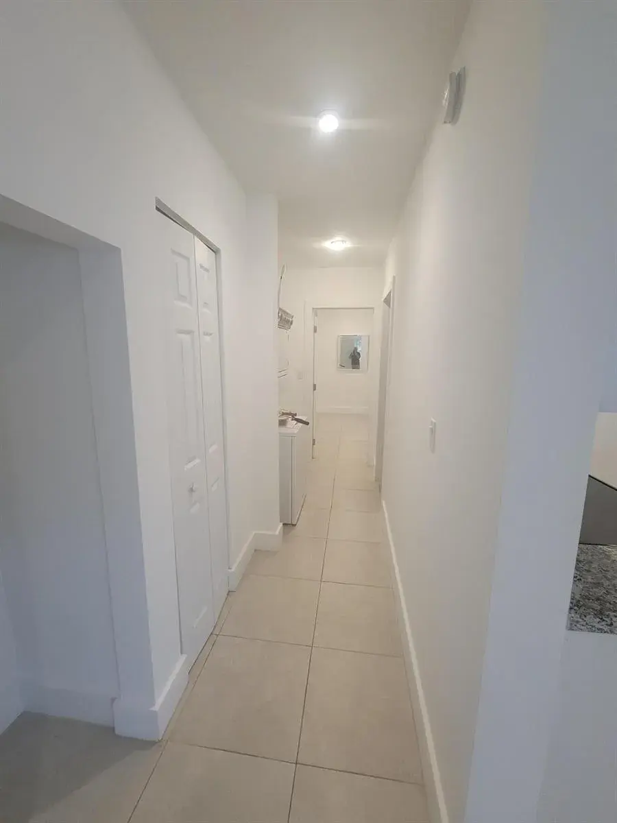 1415 SE 2nd Street # 2, Fort Lauderdale FL 33301