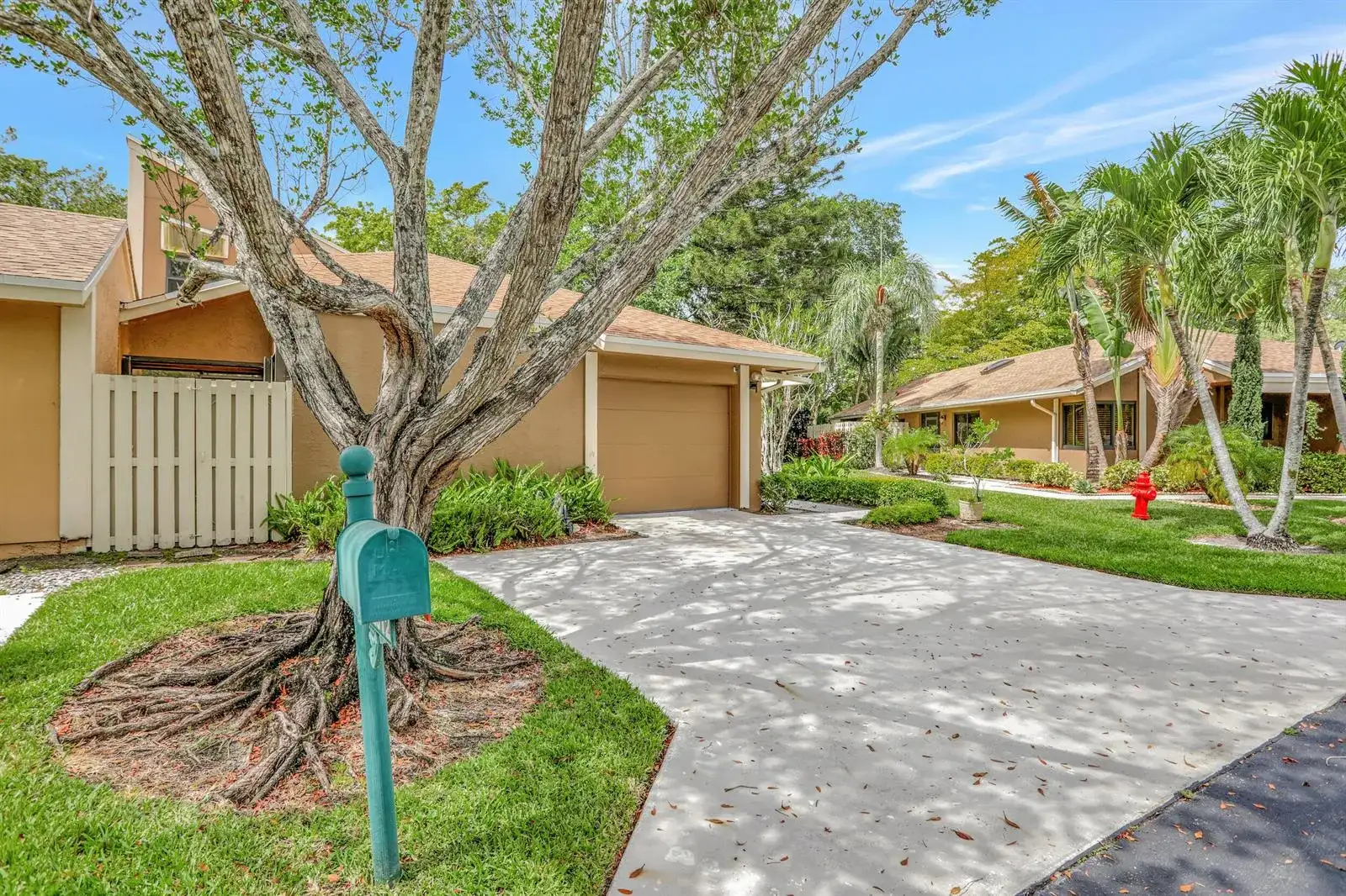 22312 WHISTLING PINES Lane, Boca Raton FL 33428 photo 2