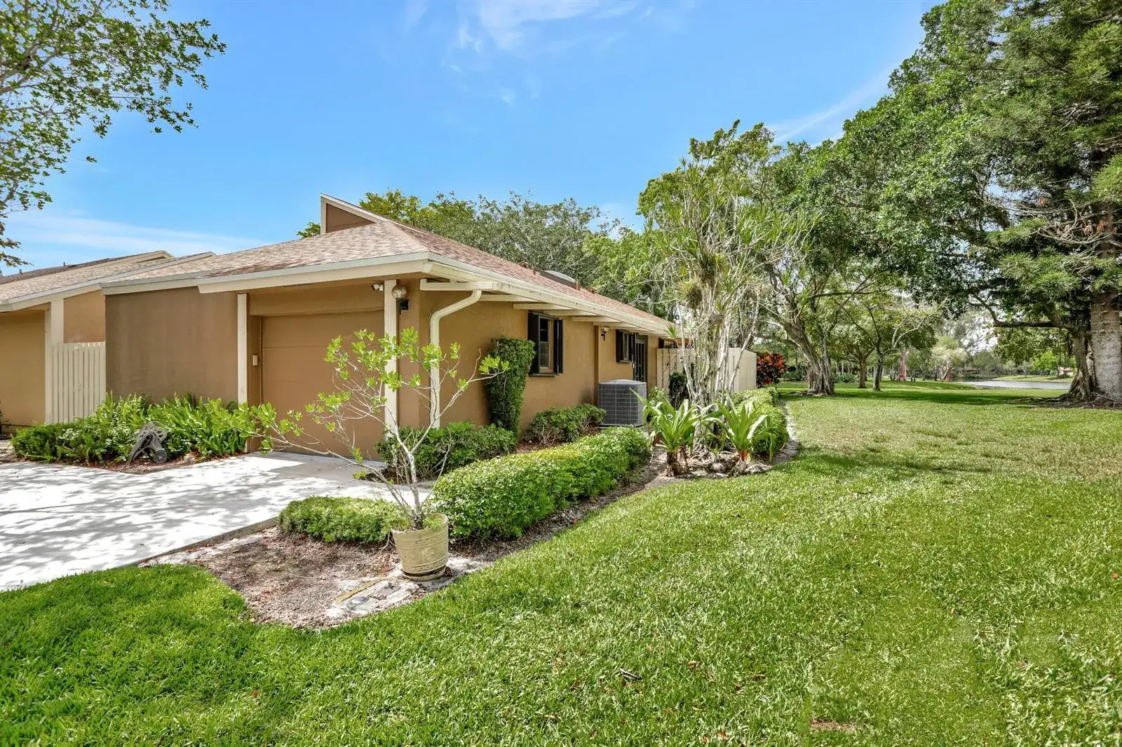 22312 WHISTLING PINES Lane, Boca Raton FL 33428 photo 3