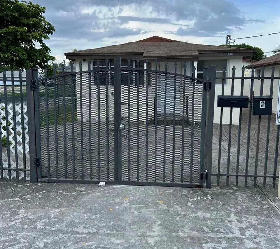 314 NW 5th St. # 1, Hallandale Beach FL 33009