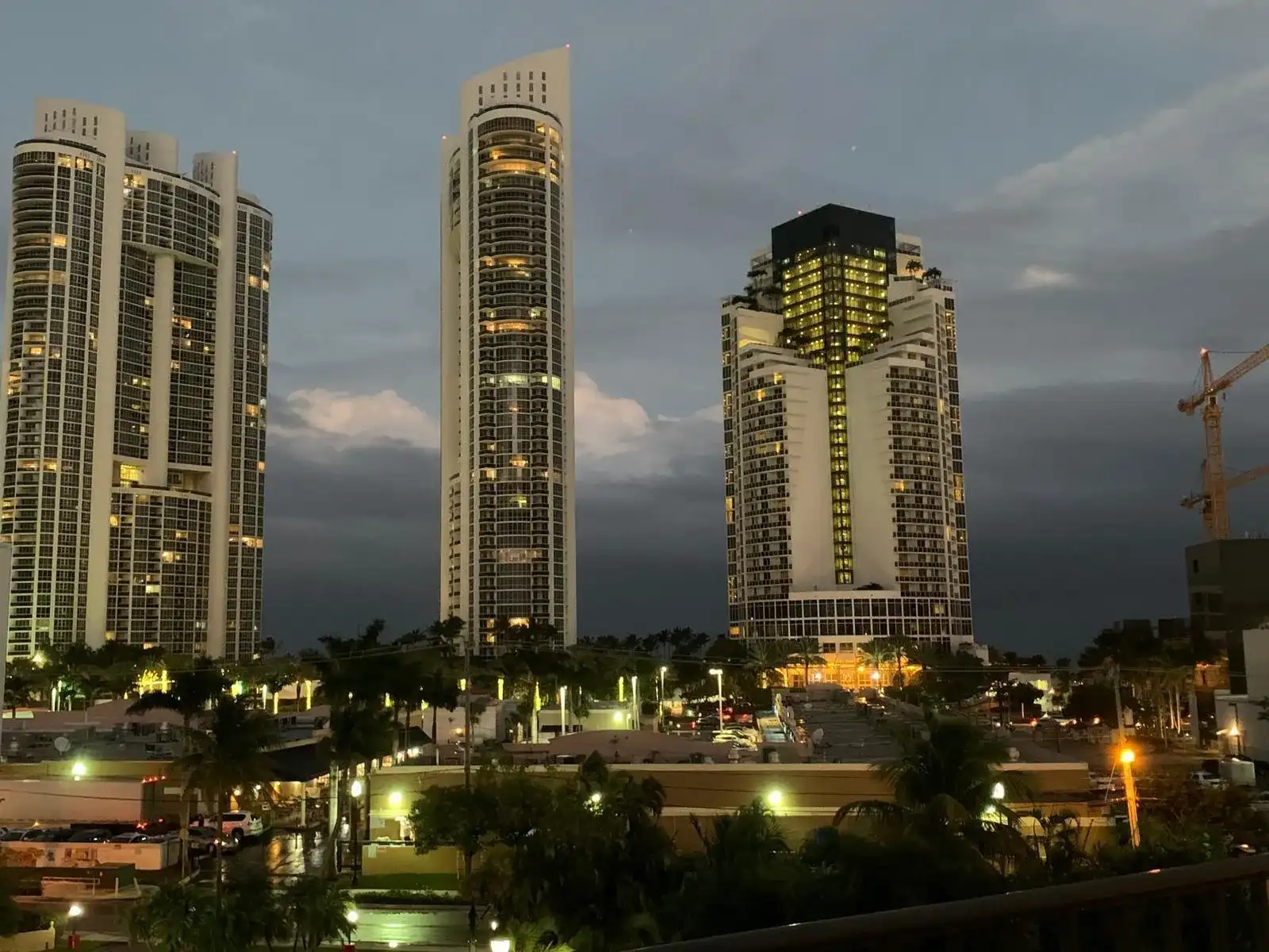 250 NE 181st Drive # 406, Sunny Isles Beach FL 33160