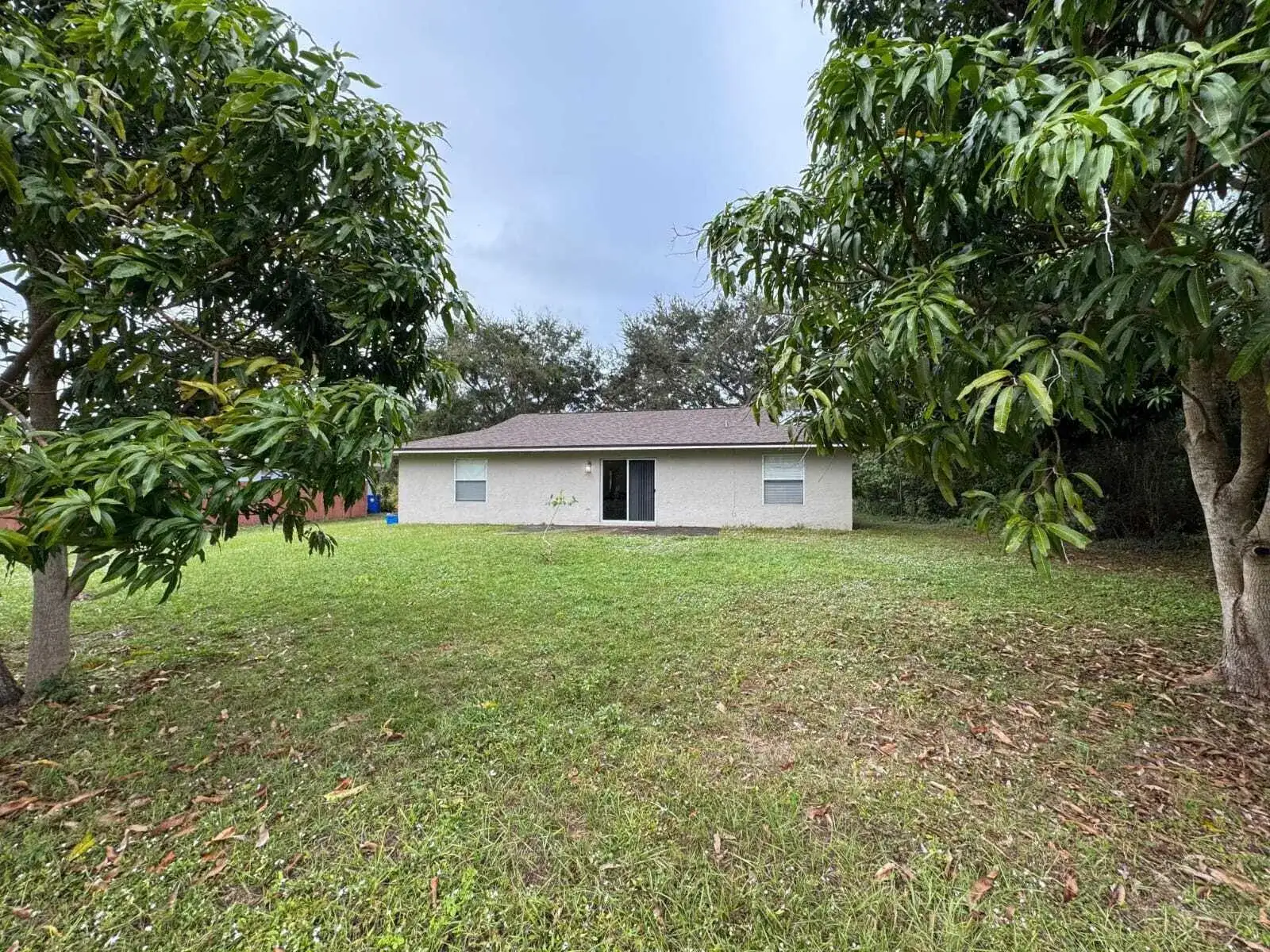 865 17TH Lane SW, Vero Beach FL 32962 photo 4