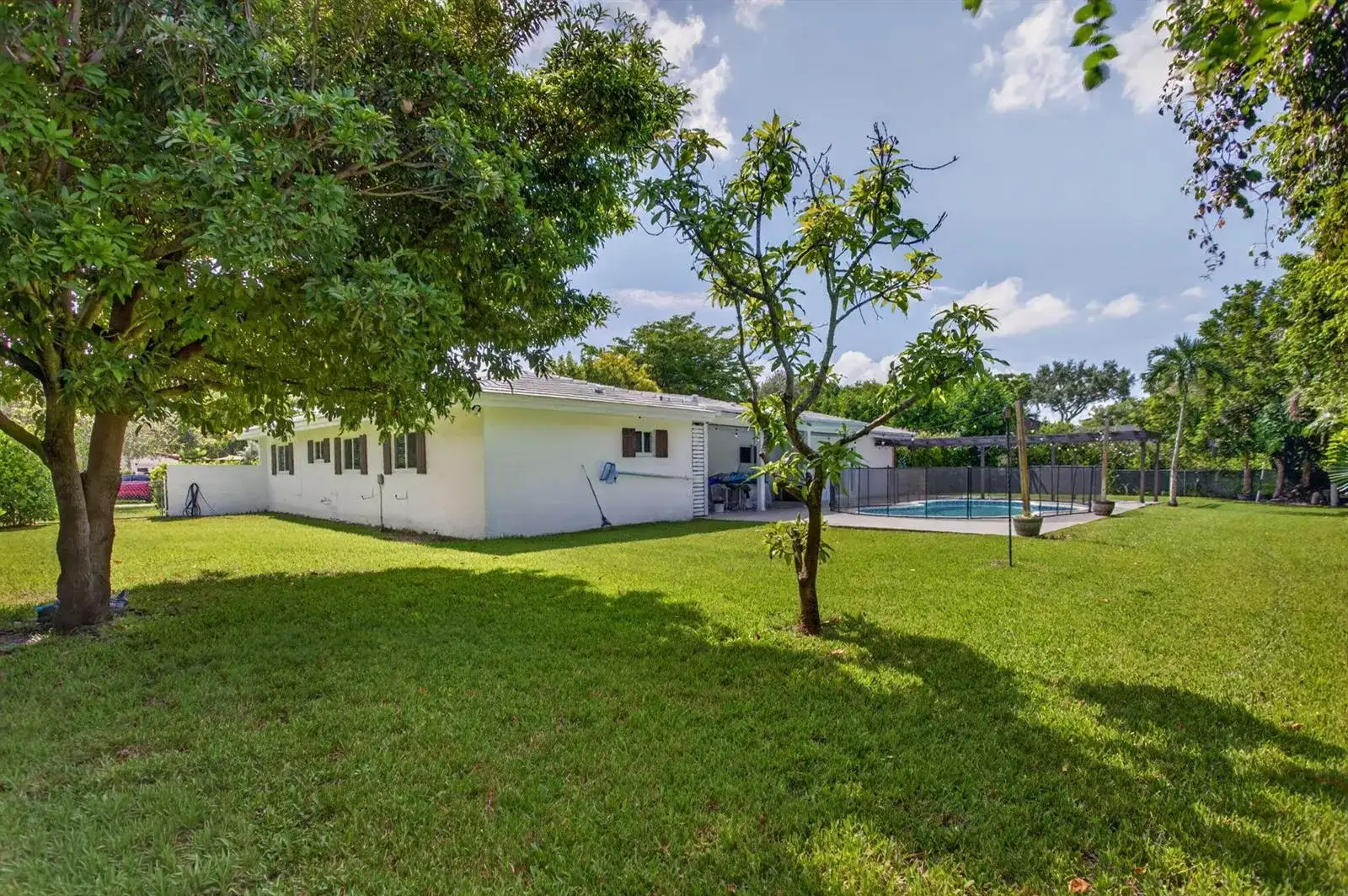 2400 NW 105TH Terrace, Coral Springs FL 33065 photo 4