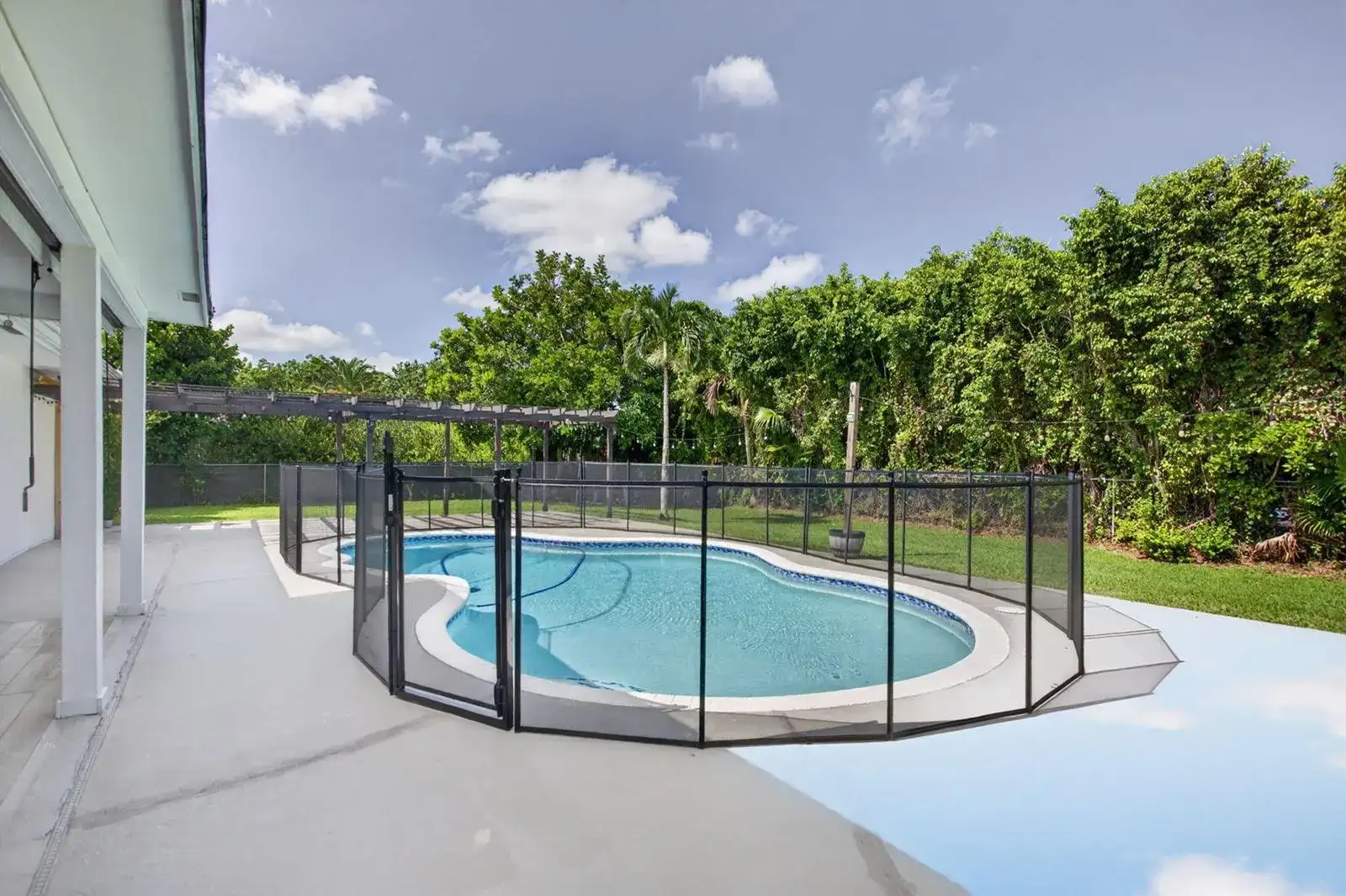 2400 NW 105TH Terrace, Coral Springs FL 33065 photo 5