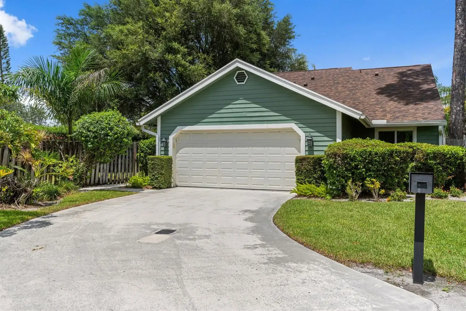 433 Goldenwood Way, Wellington FL 33414 photo 5