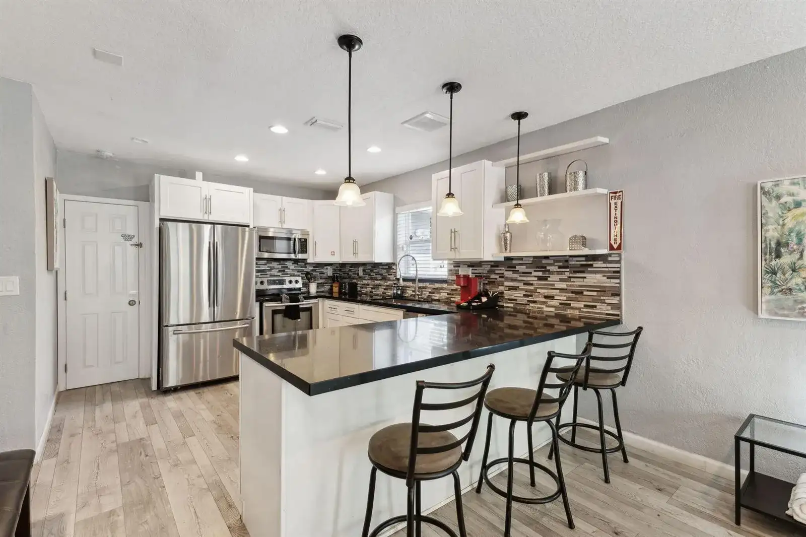 1631 N Andrews Square, Fort Lauderdale FL 33311 photo 2