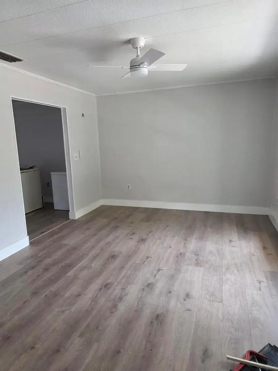 215 S Florida Avenue, FL 33825 photo 4