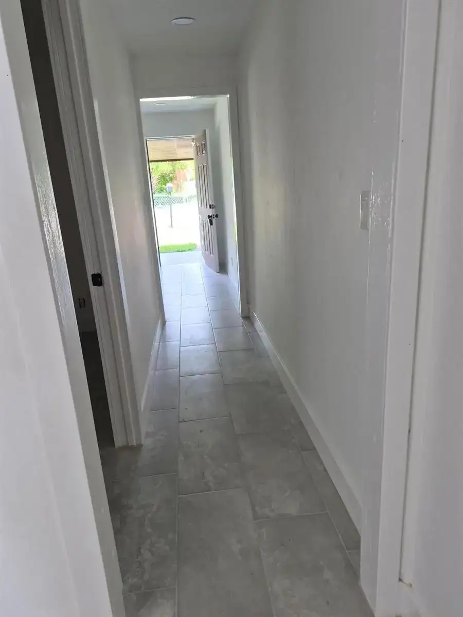 313 SW 1st Terrace, Deerfield Beach FL 33441 photo 3
