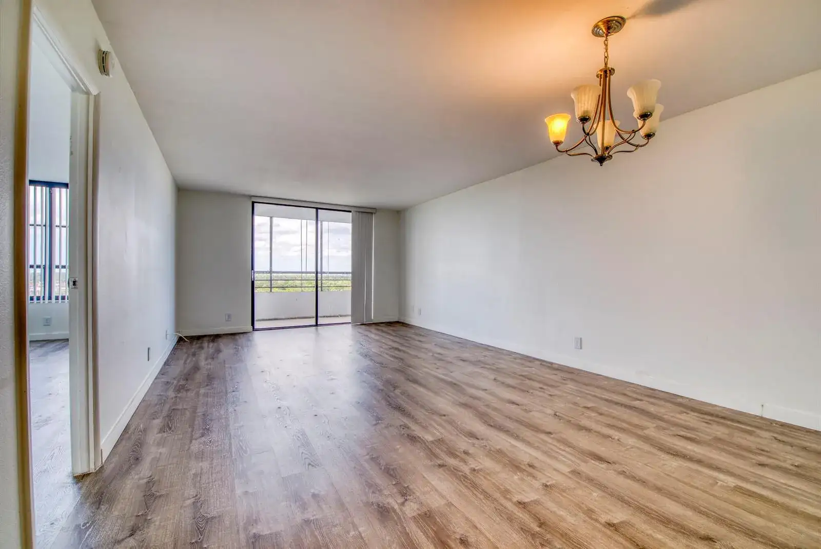 600 Three Islands Boulevard # 801, Hallandale Beach FL 33009 photo 4