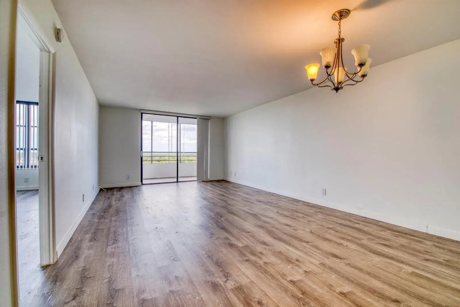 600 Three Islands Boulevard # 801, Hallandale Beach FL 33009