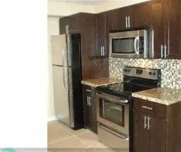 2705 NW 73RD Avenue, Sunrise FL 33313