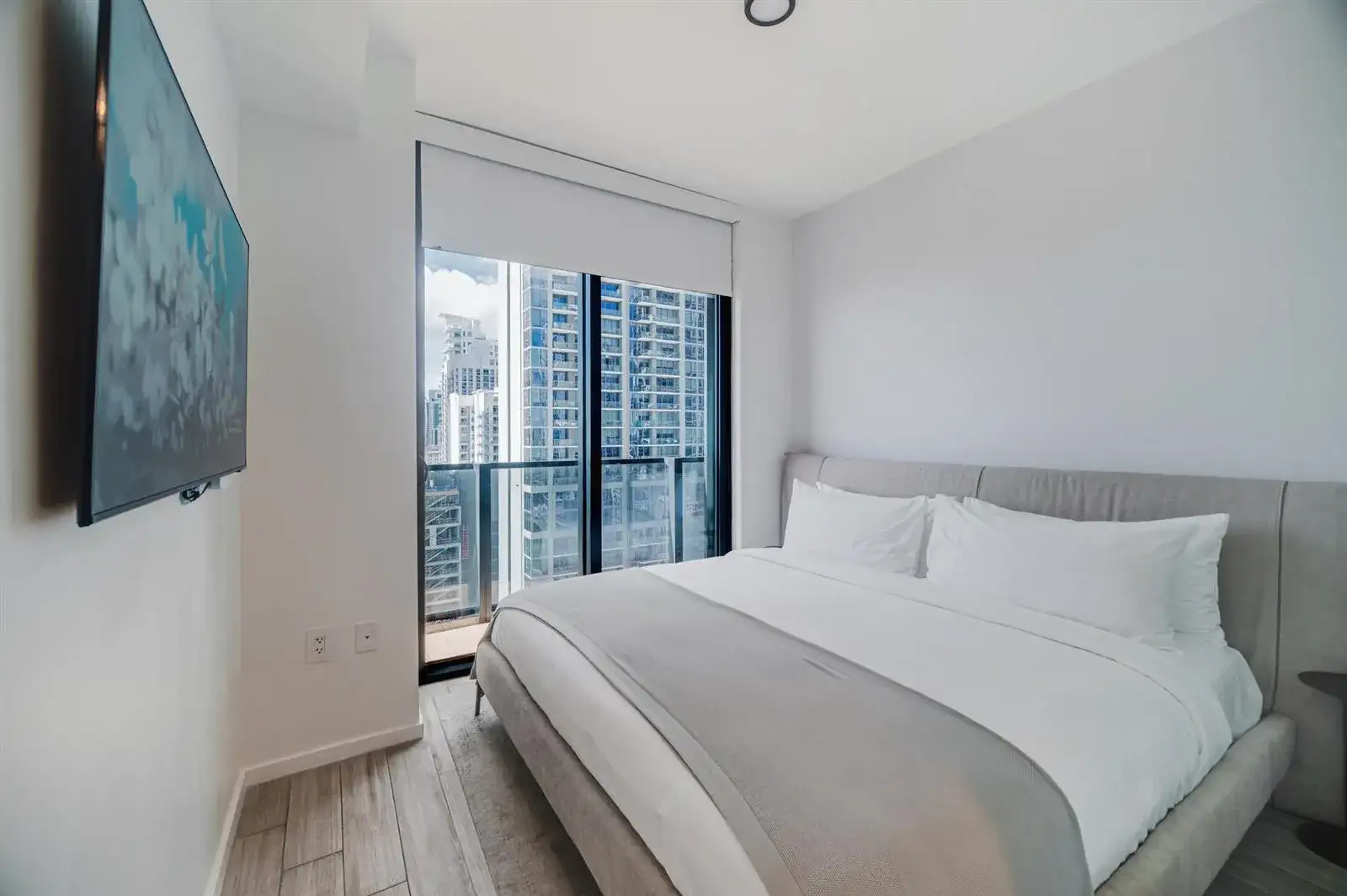 398 NE 5TH Street # 1515, Miami FL 33132 photo 5