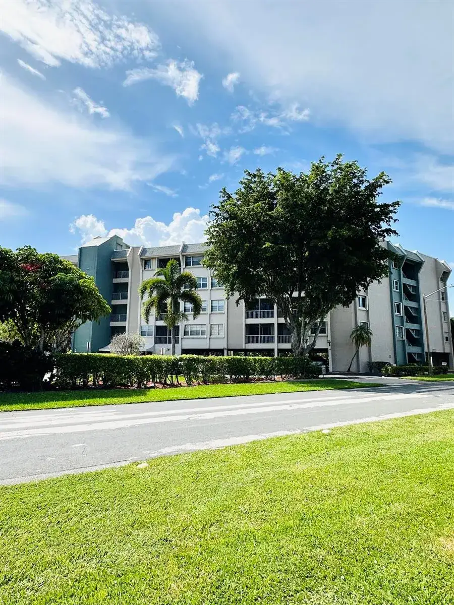 505 SPENCER Drive # 408, West Palm Beach FL 33409