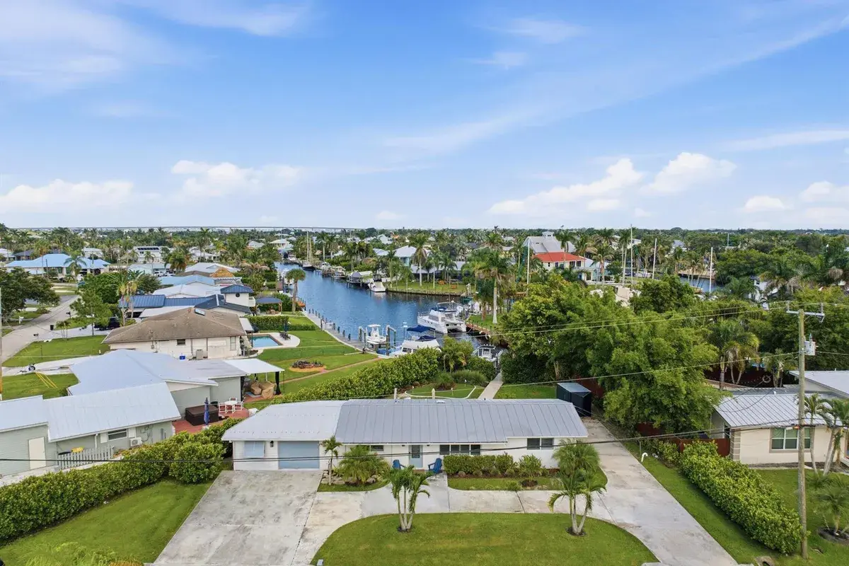 387 SW RIVERWAY Boulevard, Palm City FL 34990