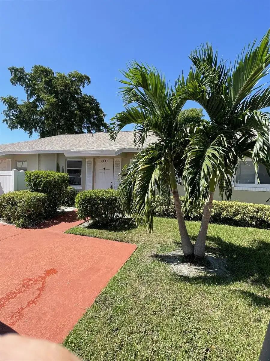 8607 Overset Lane, Boca Raton FL 33496 photo 2
