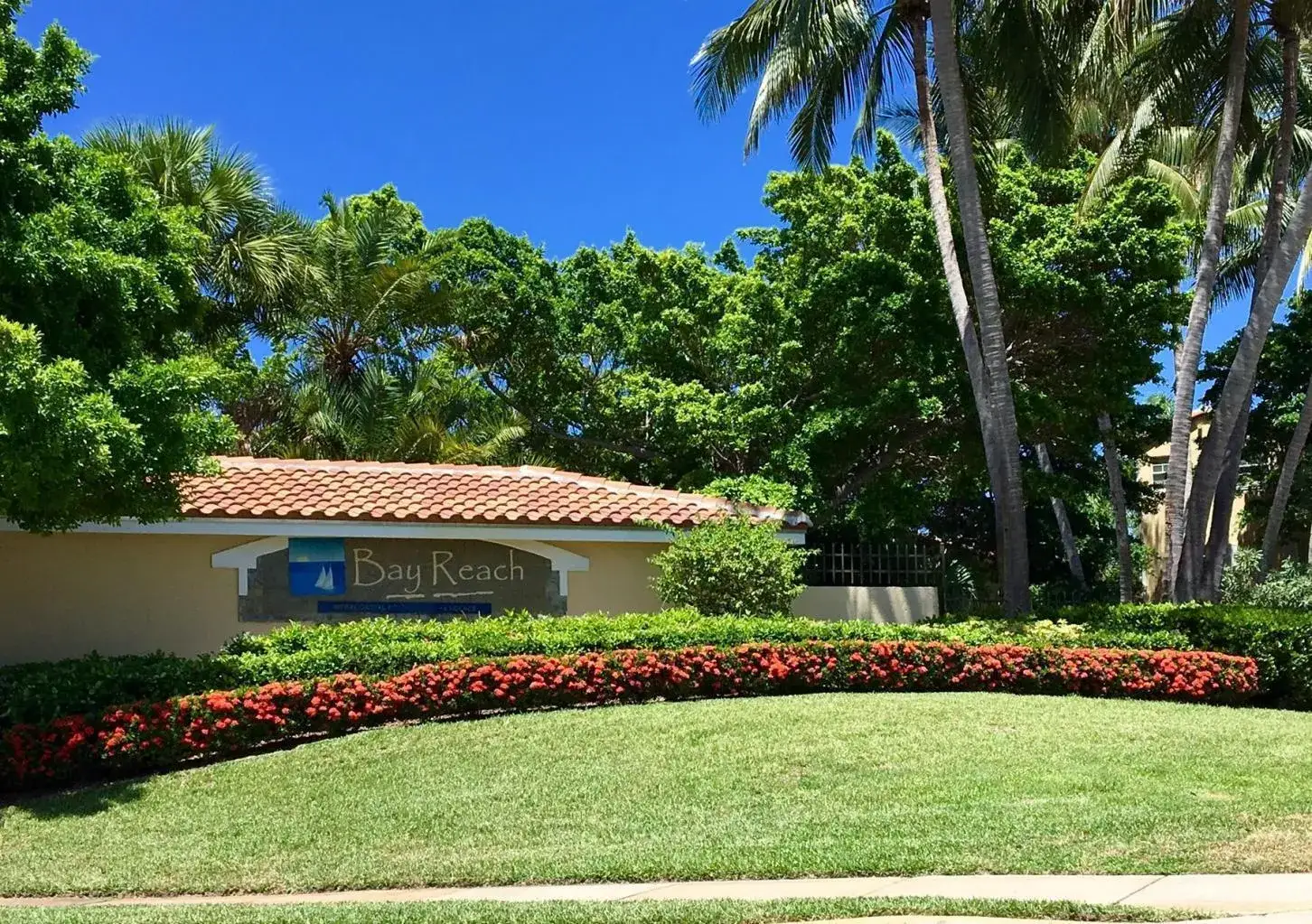 1035 LAKE SHORE Drive # 103, Lake Park FL 33403
