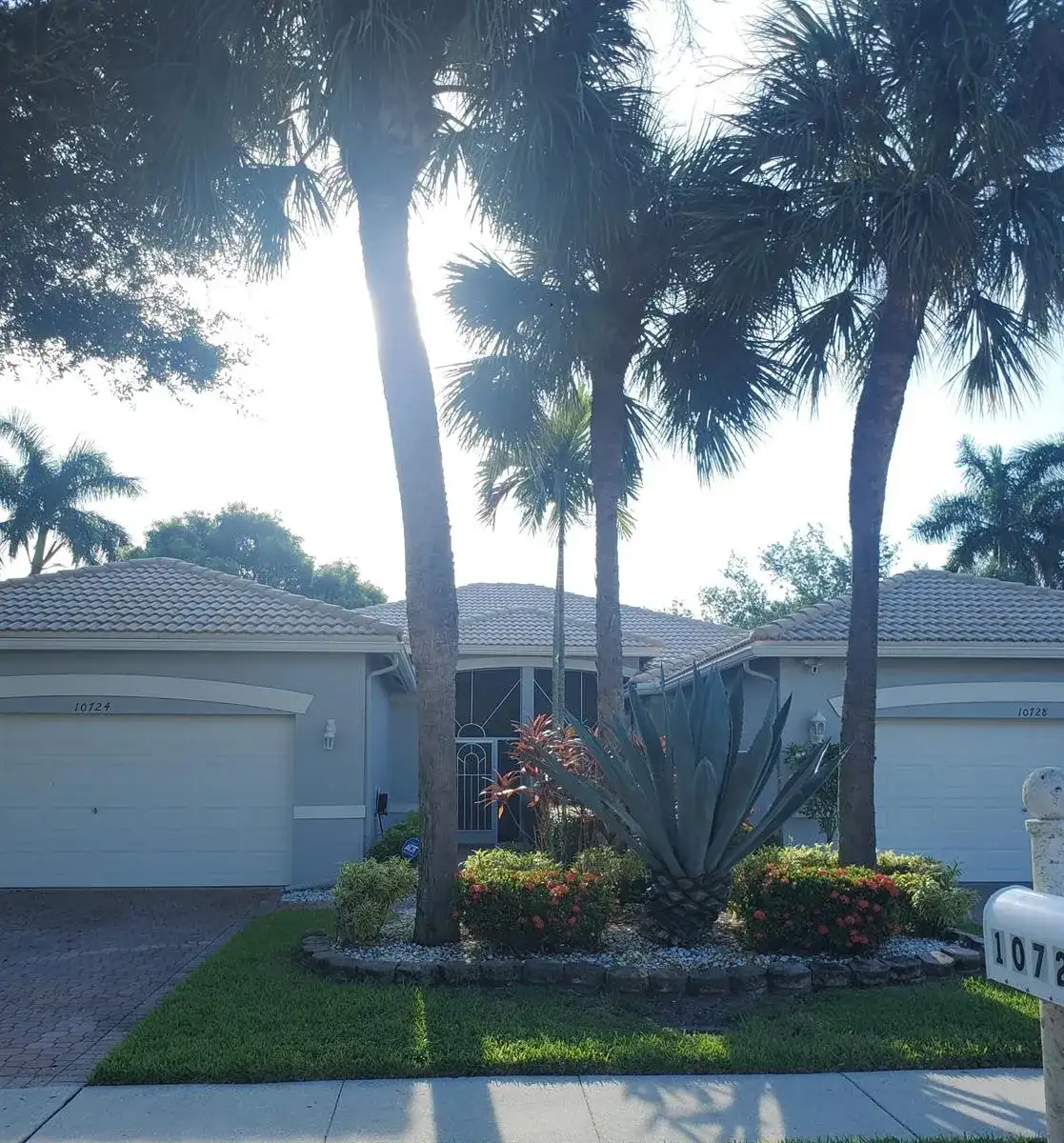 10724 ROYAL CARIBBEAN Circle, Boynton Beach FL 33437 photo 2
