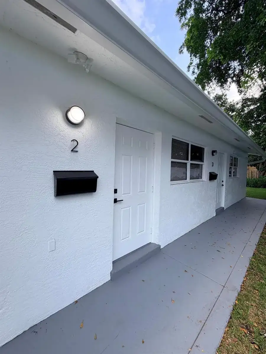220 NW 12TH Court # 2, Pompano Beach FL 33060 photo 4