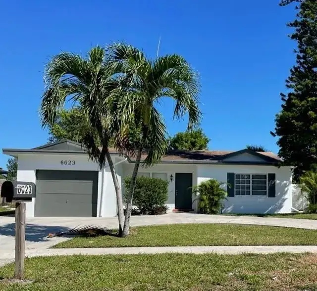 6623 Inwood, North Lauderdale FL 33068 photo 2