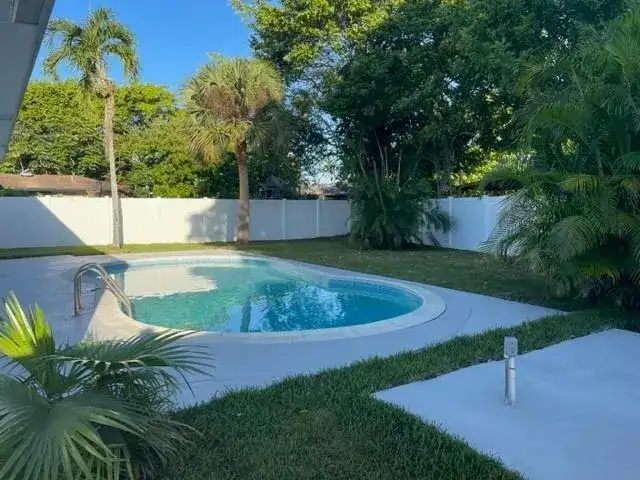 6623 Inwood, North Lauderdale FL 33068 photo 3
