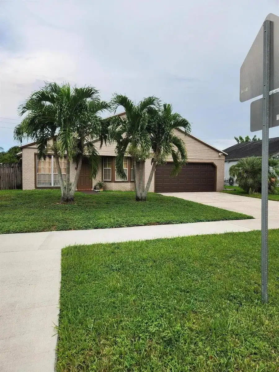 1000 SW 133RD Terrace, Davie FL 33325