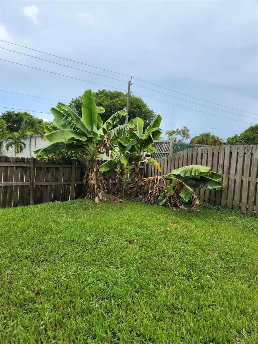 1000 SW 133RD Terrace, Davie FL 33325 photo 3