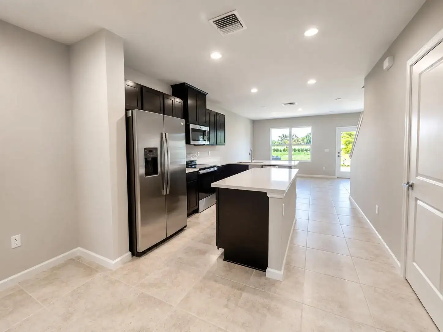 100 Savannah Lakes Boulevard, Fort Pierce FL 34982 photo 3