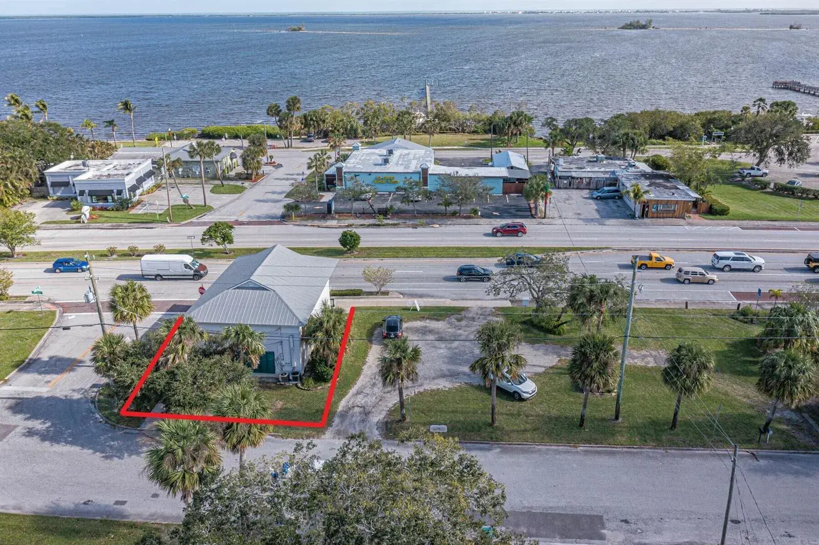1329 US HIGHWAY 1, Sebastian FL 32958