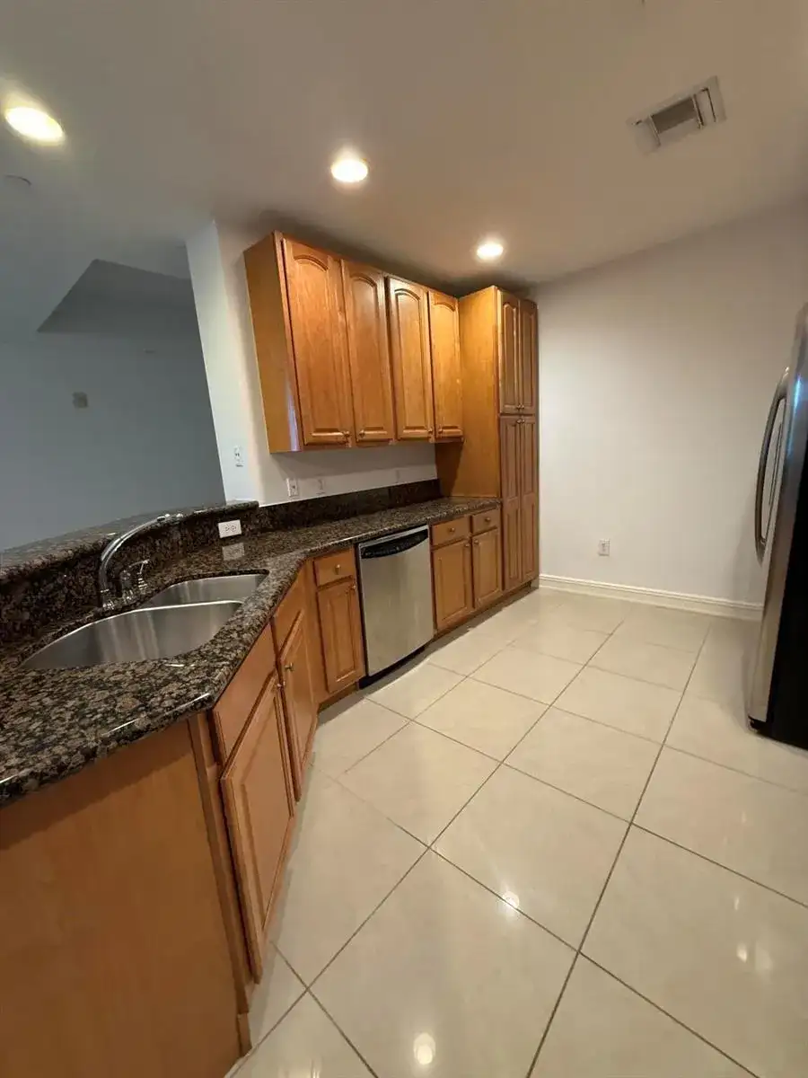 16101 Emerald Estates Drive # 153, Weston FL 33331 photo 2